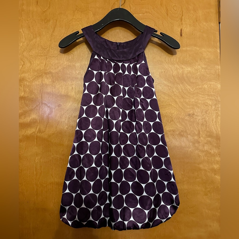 Beautiful party dress.